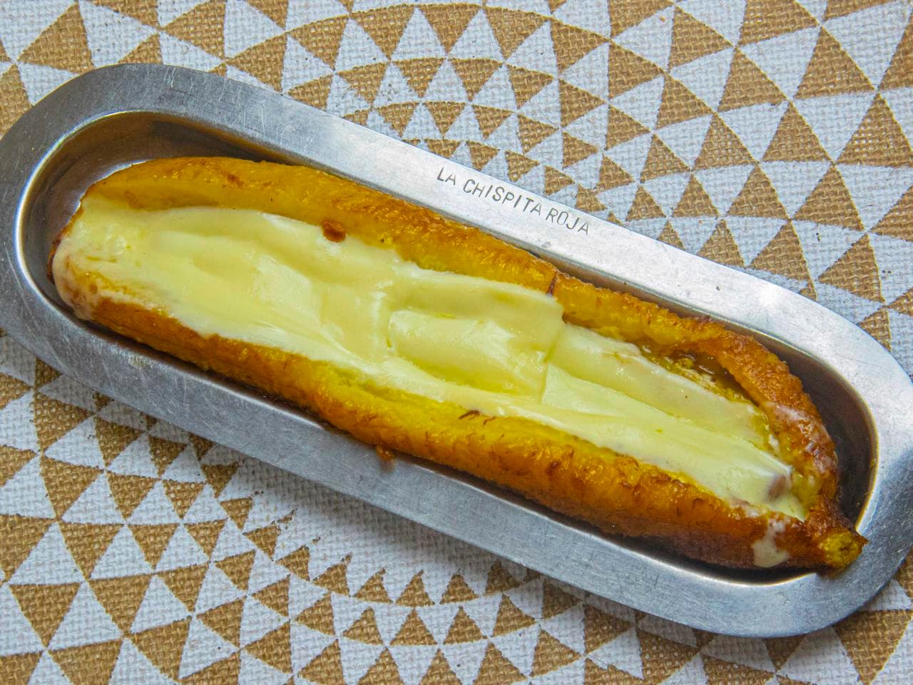 Plátano con queso y bocadillo