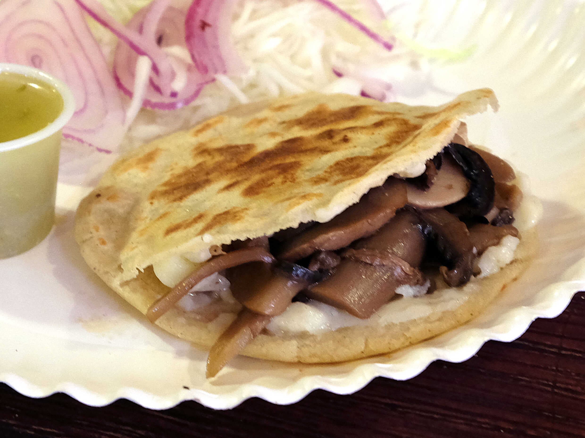 Gordita Champiñon con Queso