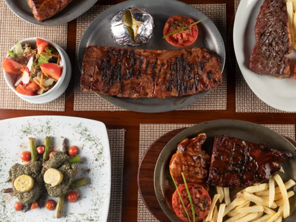 Mister Ribs (Mall Plaza)