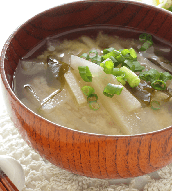 Sopa de miso de pollo