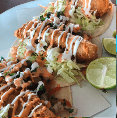 2 Tacos de Pescado Capeados