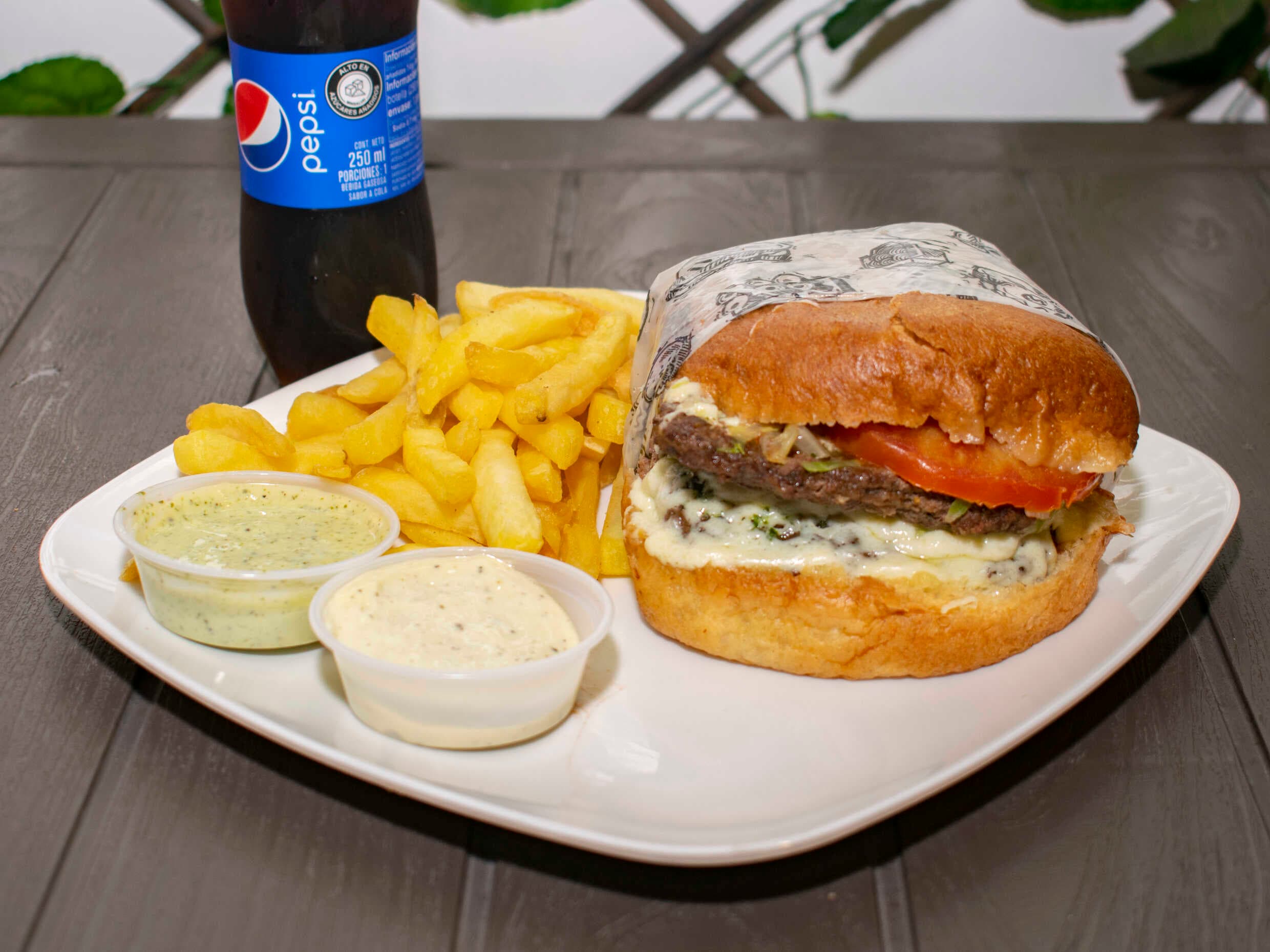 Combo Hamburguesa Doble Carne