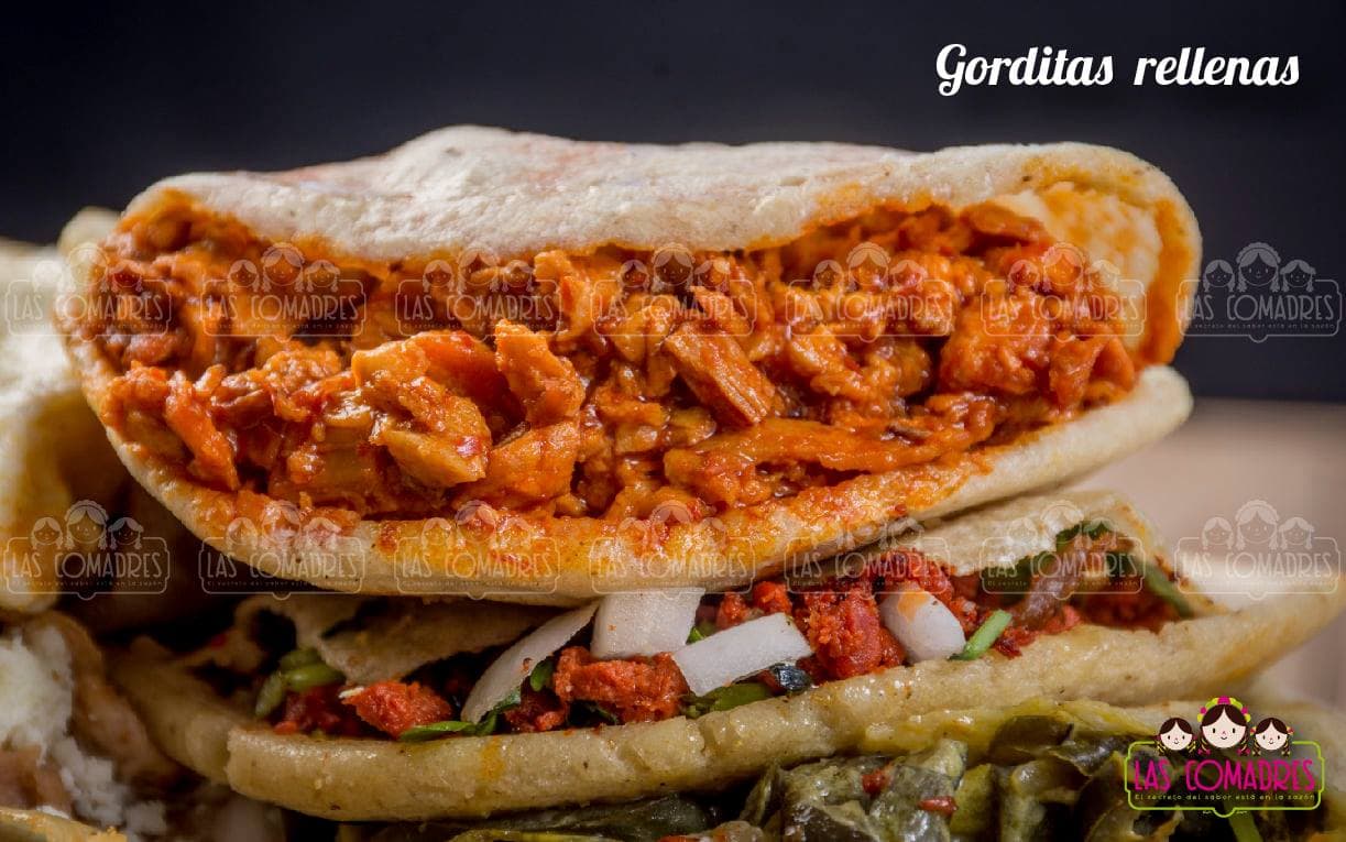 Gordita de Carne Deshebrada