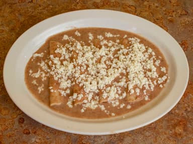 Enfrijoladas