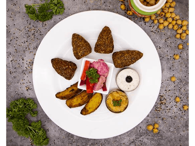Res Kebkebe + Papas + 2 Dips + Ensalada