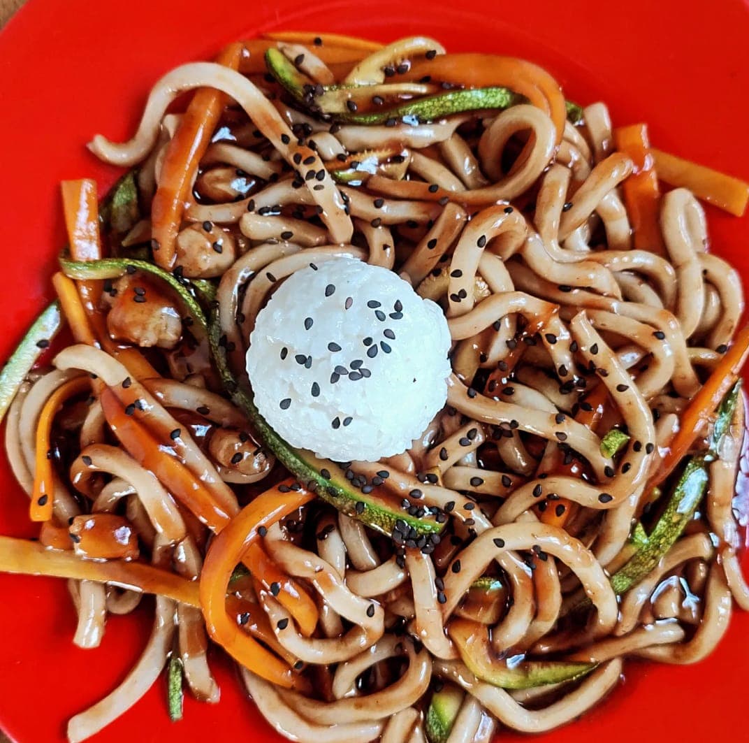 Udon con Verduras a la Juliana