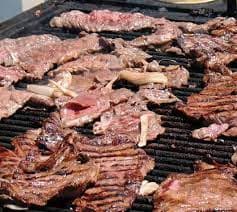 1 Kg de Carne Asada+Salchicha Asada Pieza