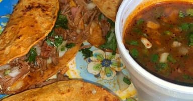Quesadilla Jumbo de Birria
