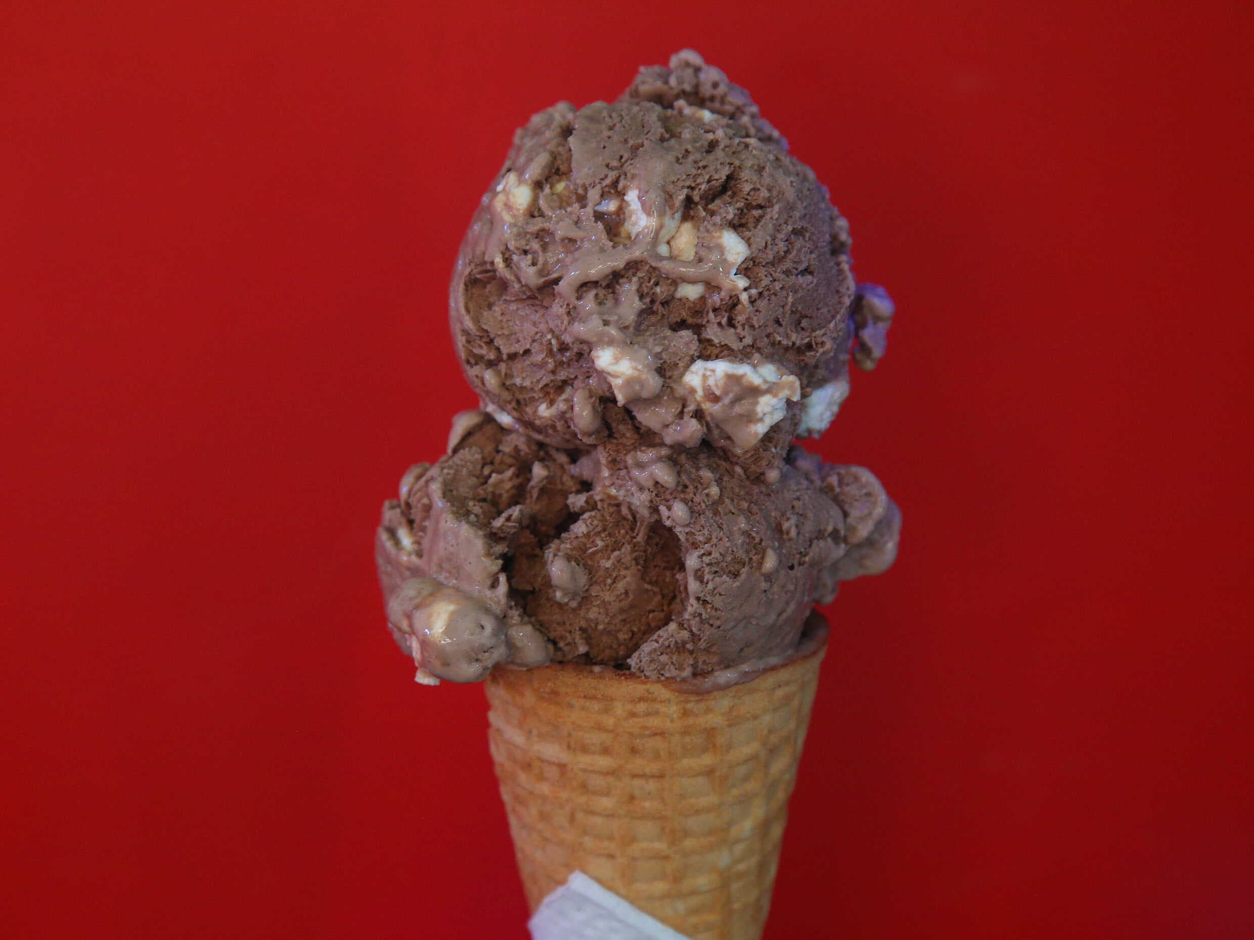 Nieve Doble