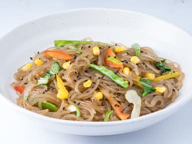 Japchae con Langostinos