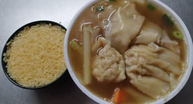 Sopa de Wantan