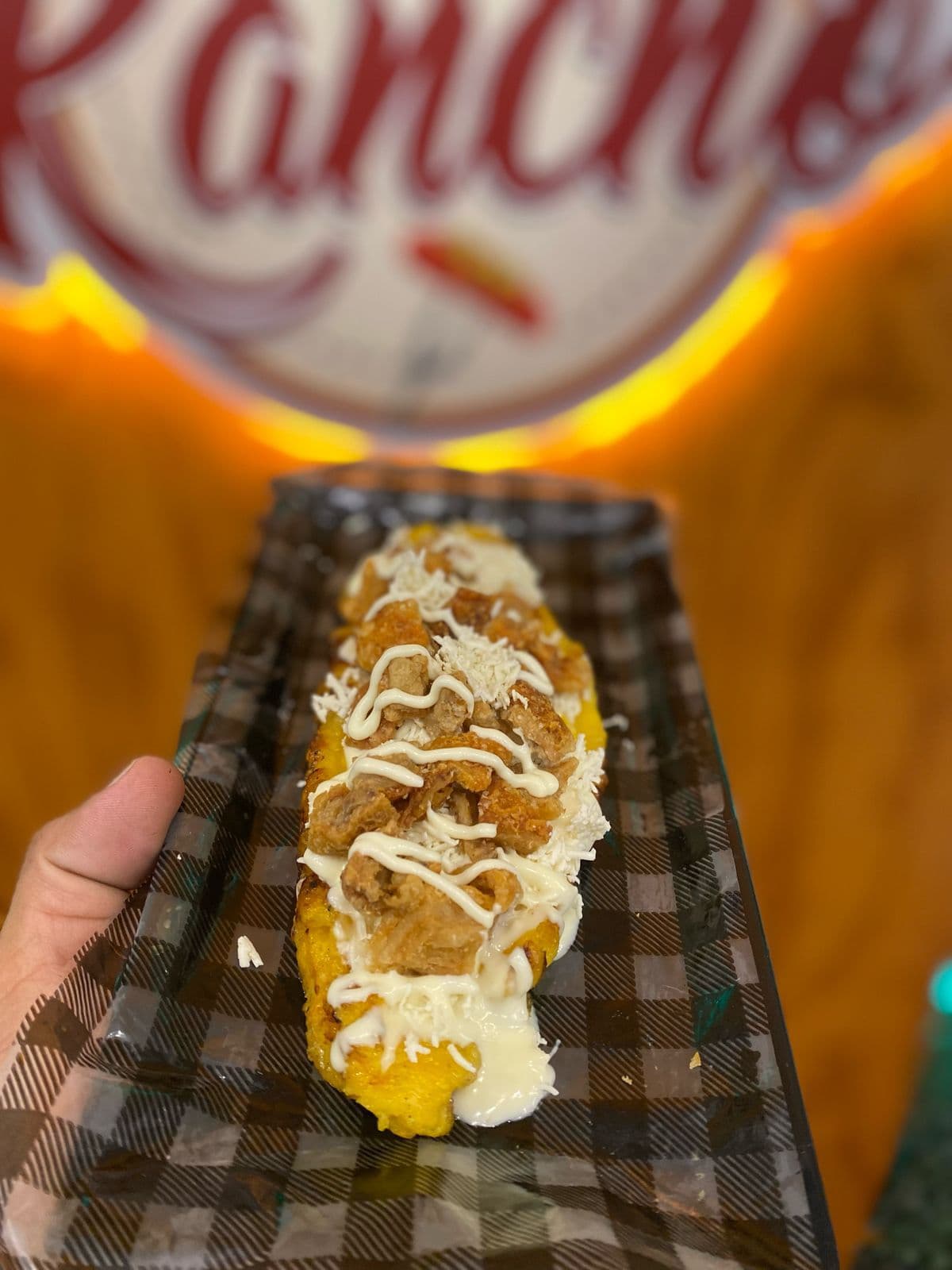 Maduro con Chicharrón