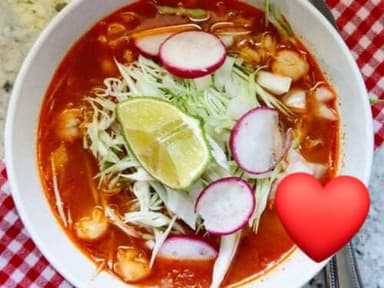 Combo Pozole + Agua Fresca Chica