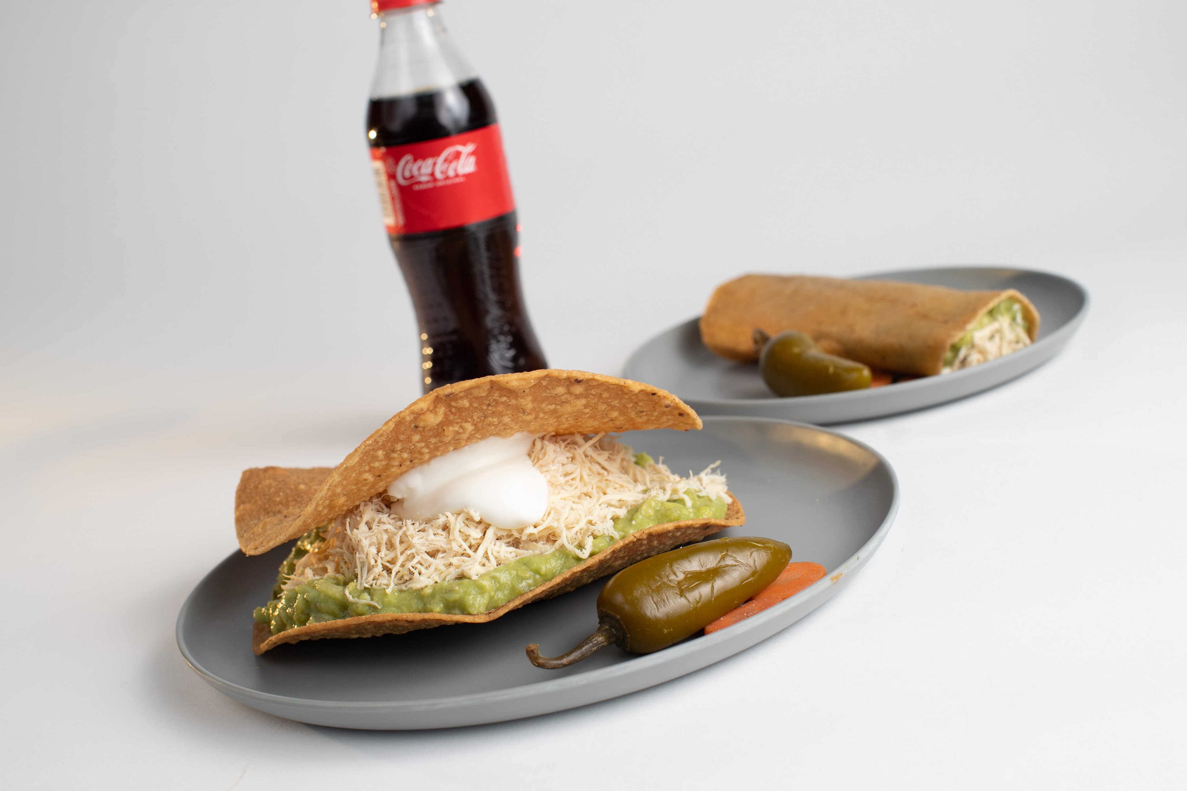 Combo 3 (Tostada Gig + Taco Gig + 1 Refresco)