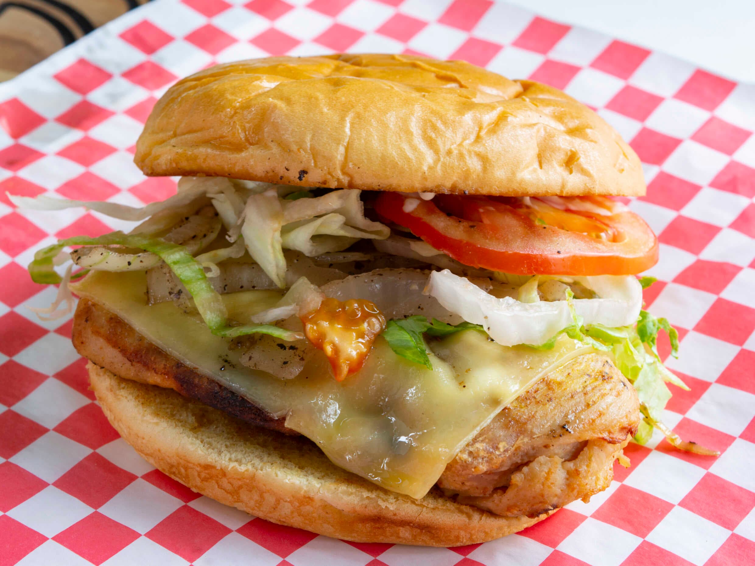 Hamburguesa de Pollo a la Parrilla
