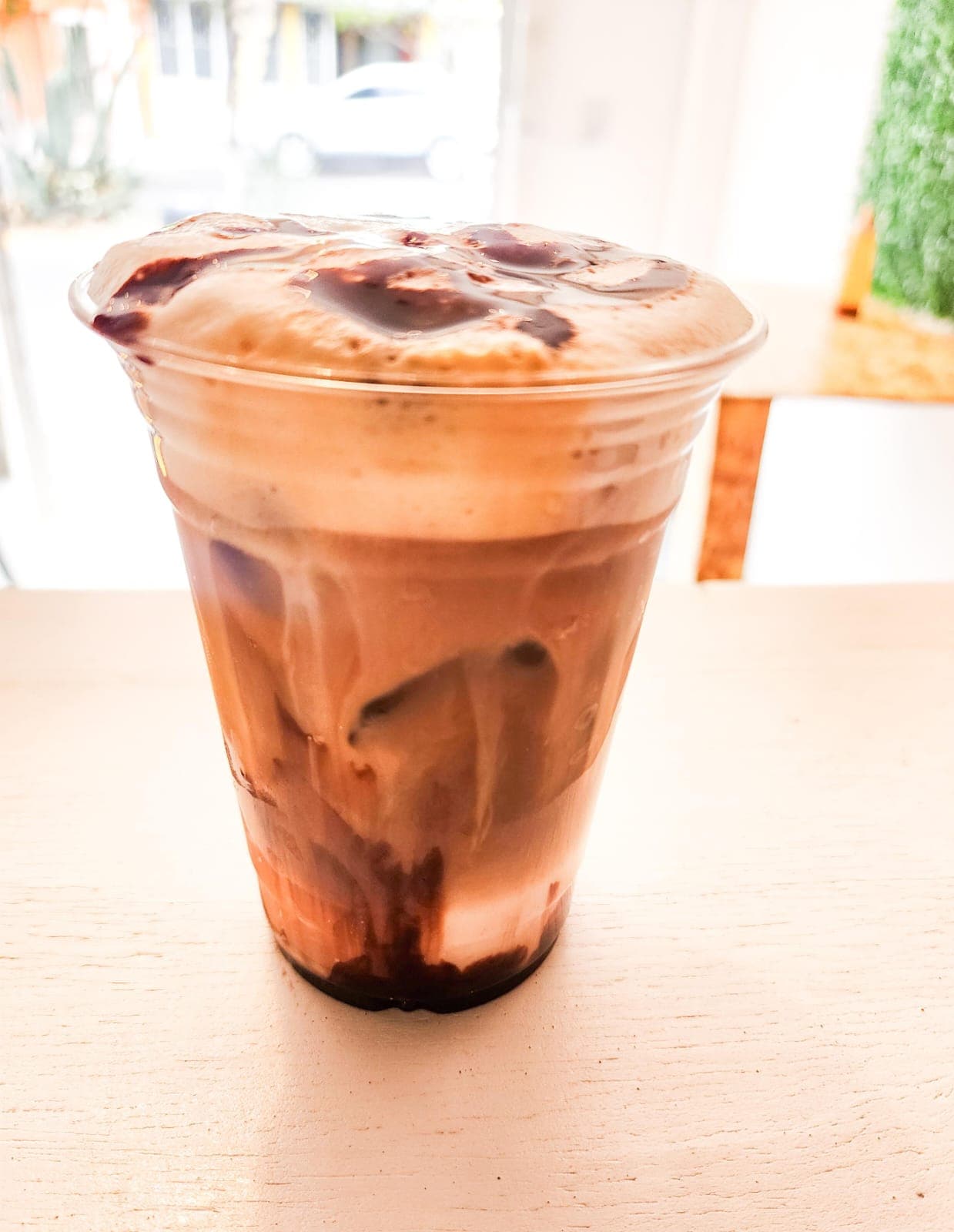 Late Frio Caramelo