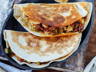 Gringa con Chorizo y Pollo