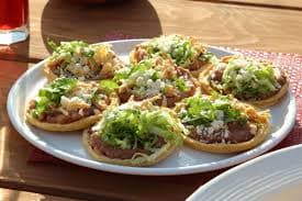 Sope Gratinado con carne