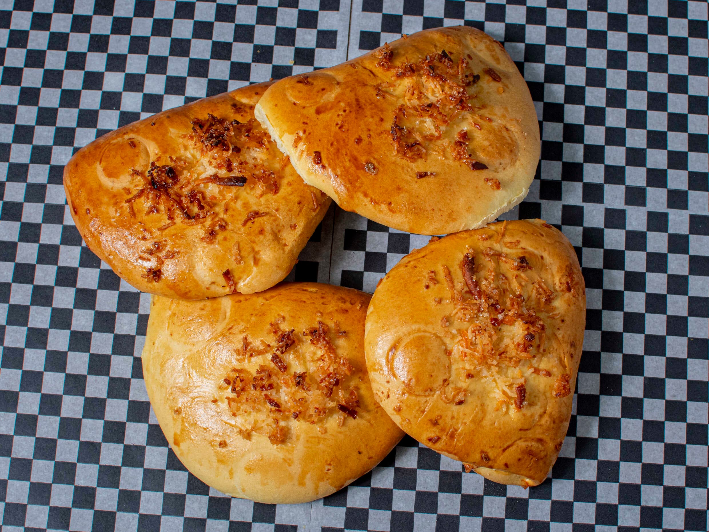 Panocha de Coco y Queso Pequeña