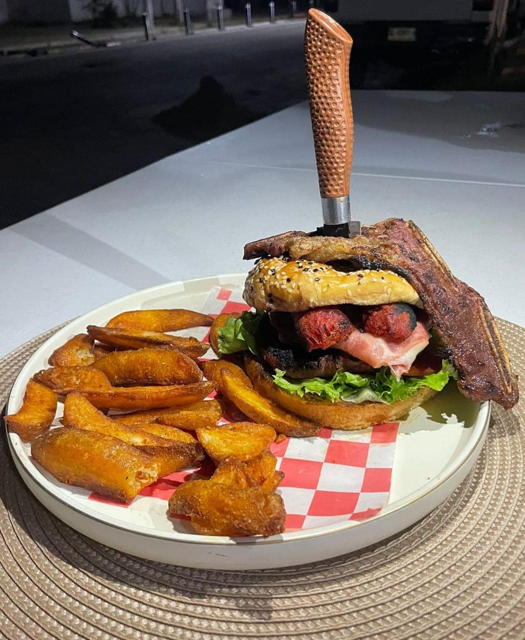 Hamburguesa La SA de CV
