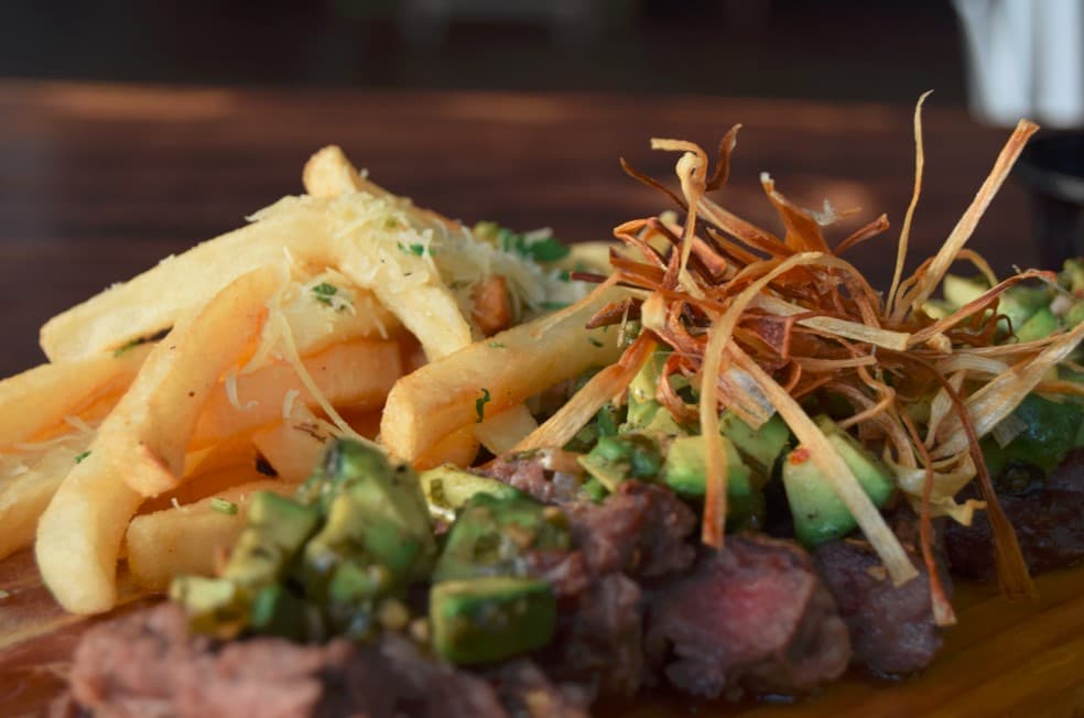 Short Rib con papas trufadas.