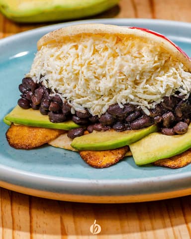 Arepa Domino