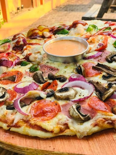 Pizza Familiar Bella Ciao