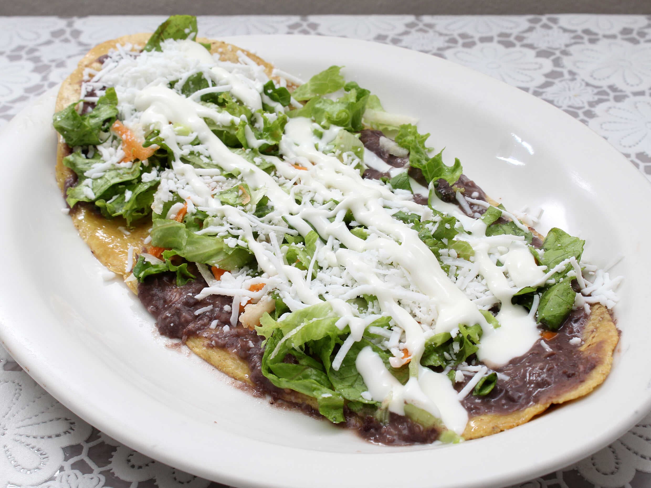 Huarache de Salchicha