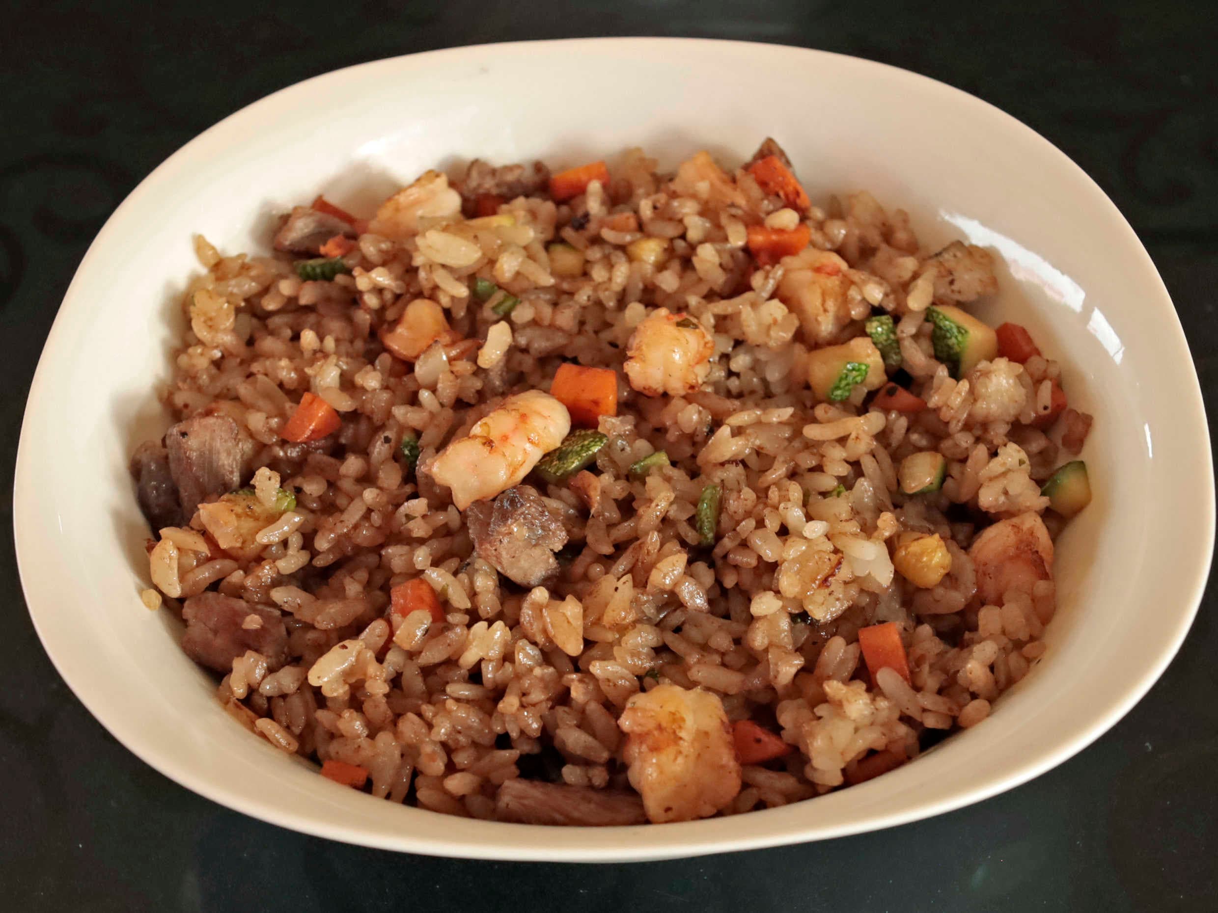 Yakimeshi mixto