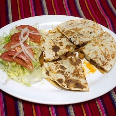 Quesadilla con Bistec