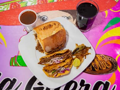 2 TACOS + 1 TORTA + COCA COLA