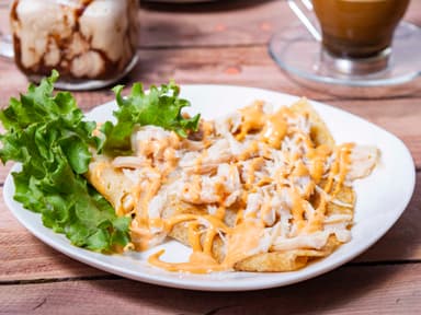 Crepa de Pollo con Aderezo de Chipotle