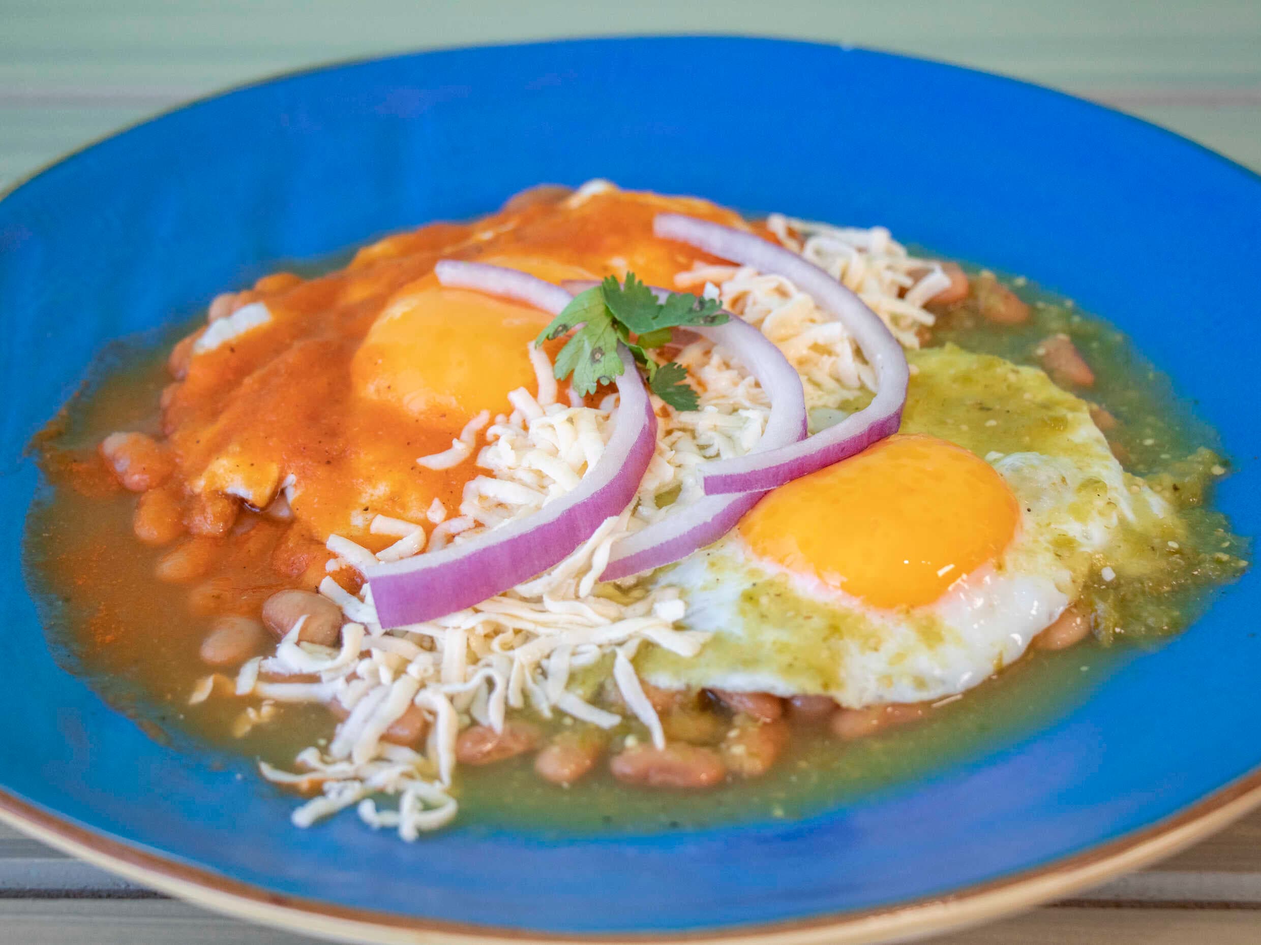 Huevos Divorciados