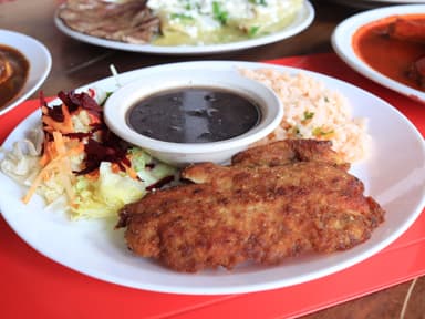 Pechuga de rellena +  sopa del día