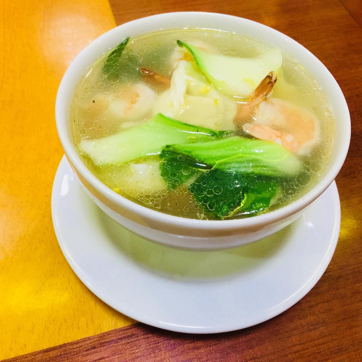Sopa Wantán de Langostinos