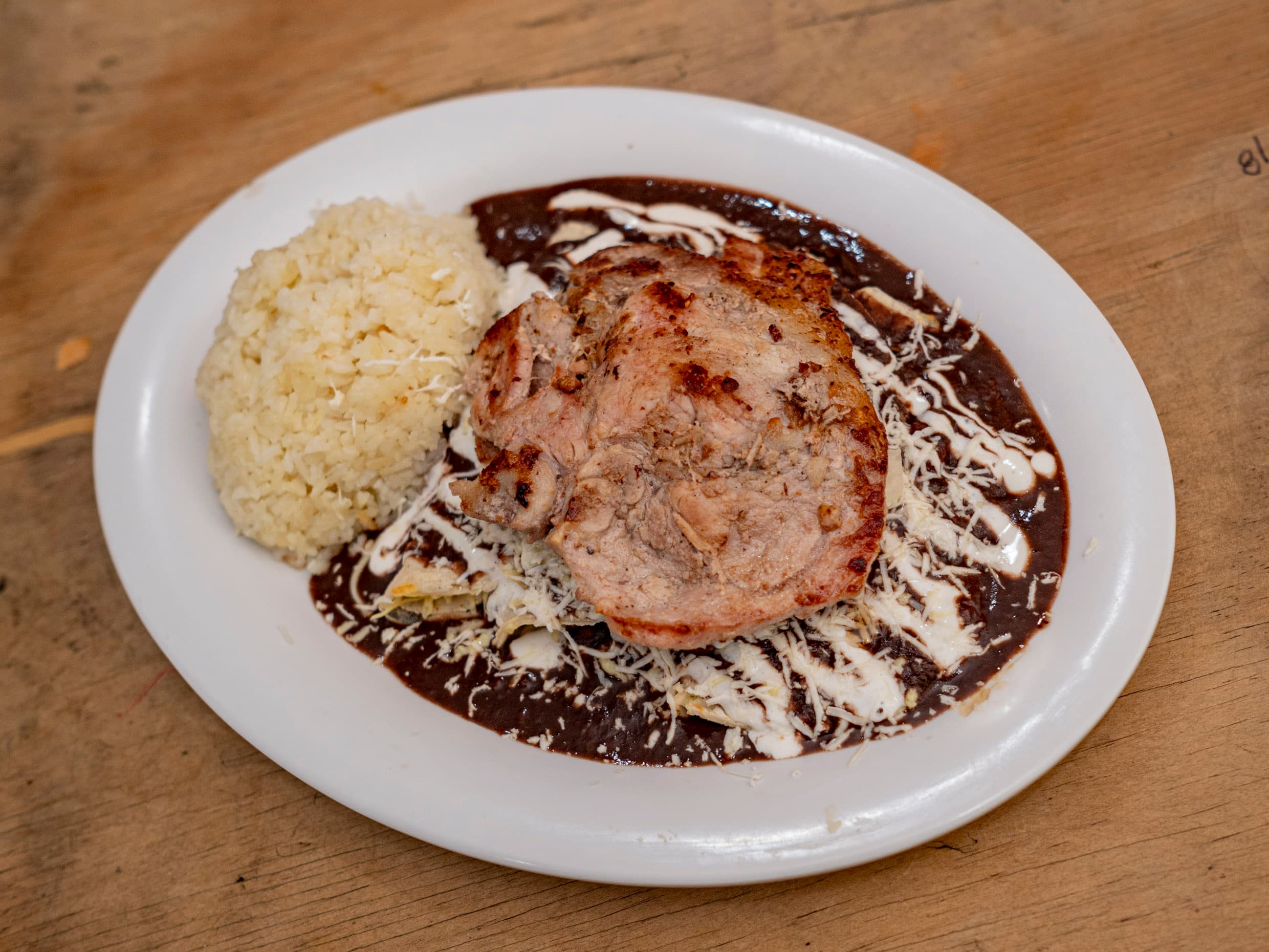 Enchilada con Chuleta
