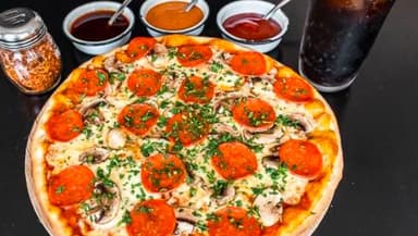 Pizza Grande Parrillera