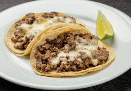 Taco de Bistec con Queso