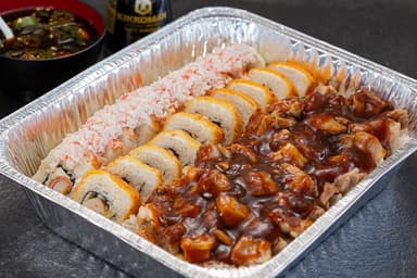 Charola Teriyaki ó Kyo Pollo + 2 Rollos