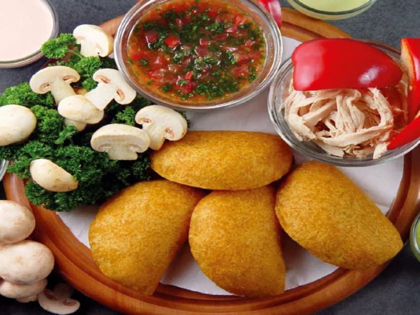 Típicas Empanadas (Olaya)