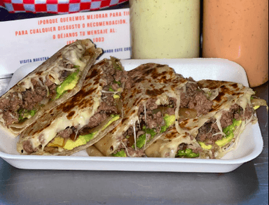 Quesadilla con Carne