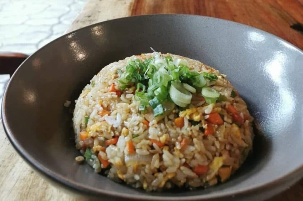 Yakimeshi Pollo