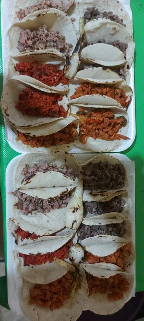 10 Tacos Surtido 2 Aguas Jamaica Gratis de 400 ml