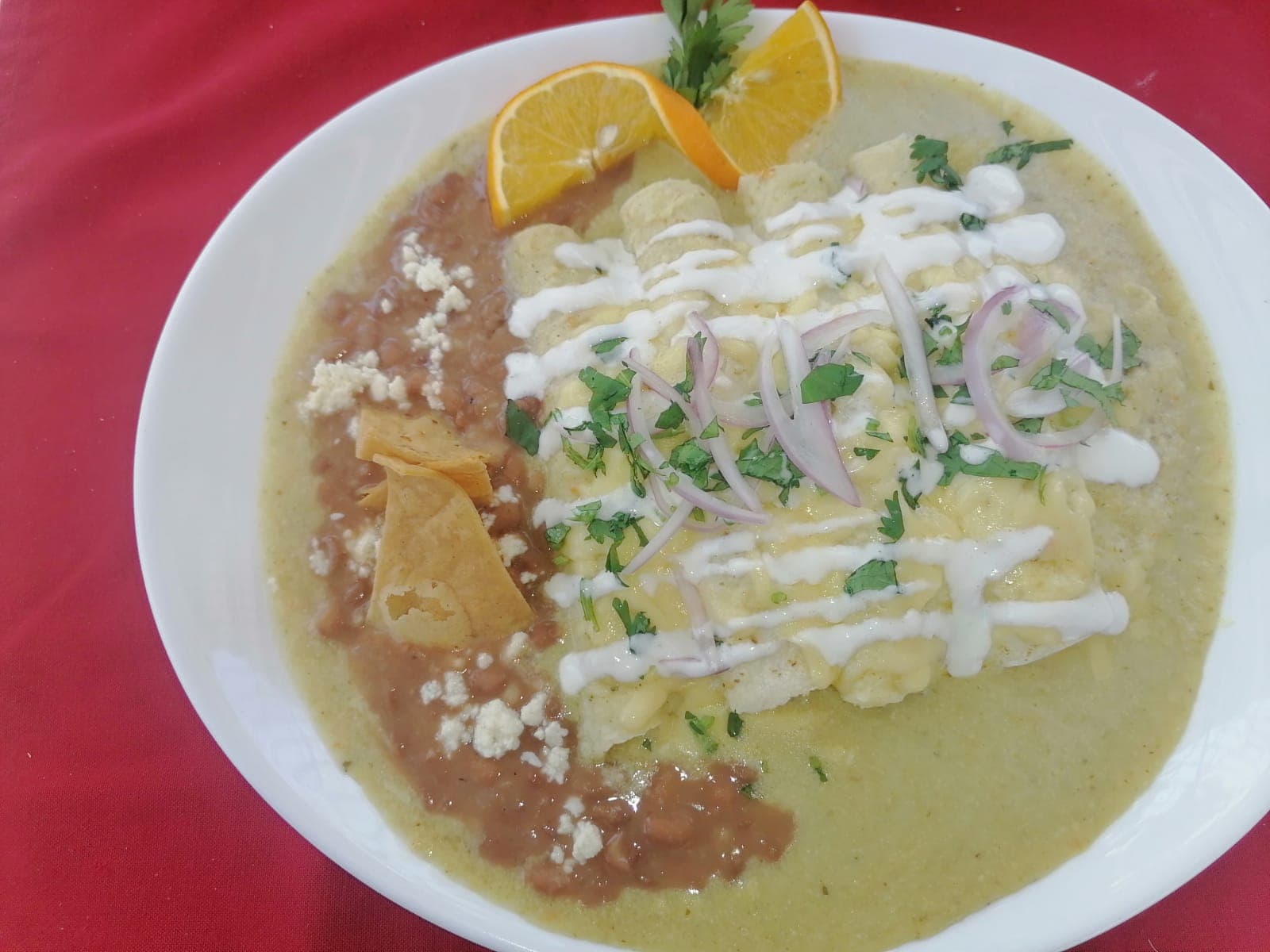 Enchiladas Suizas + Agua del Dia