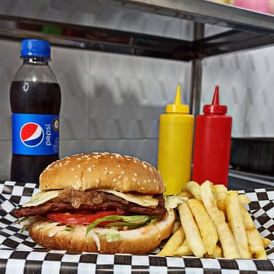 Combo Hamburguesa RANCHERA M&H