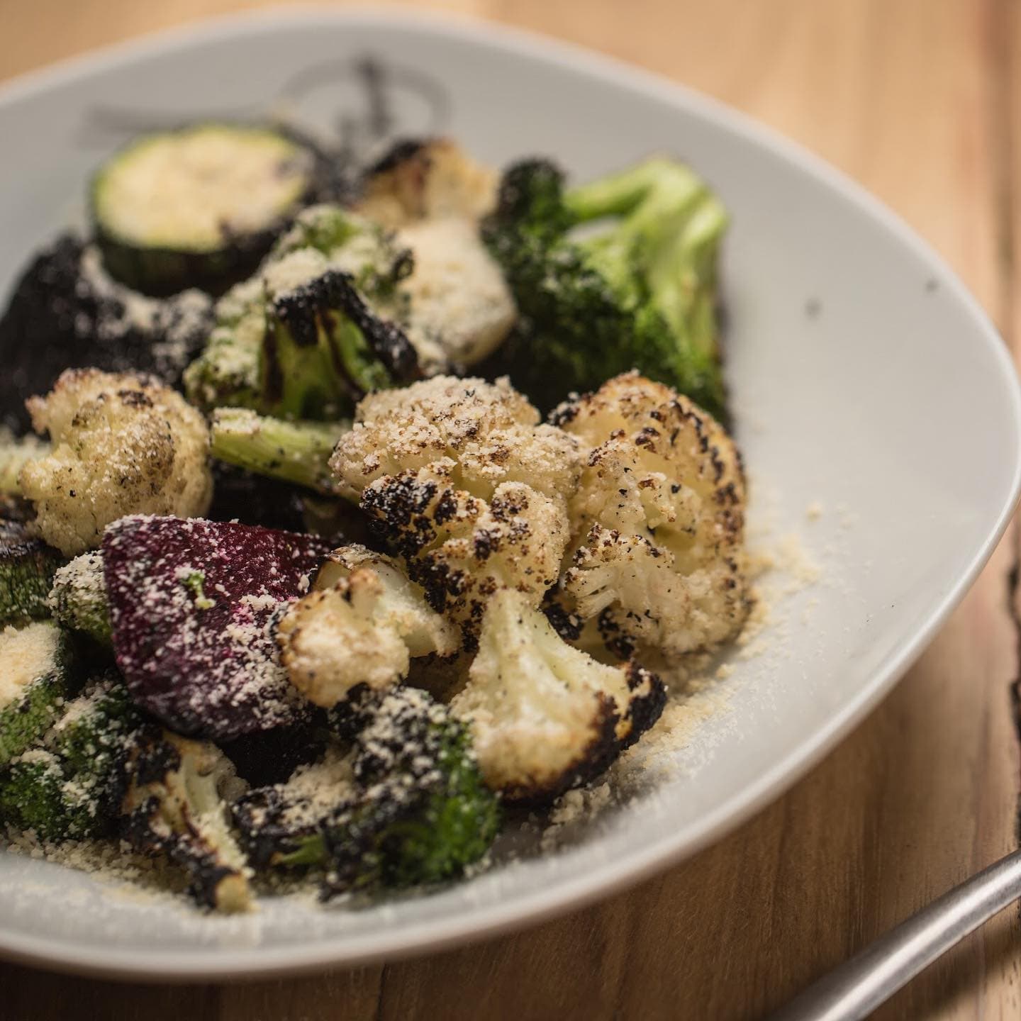Ensalada De La Casa Pollo Bobo