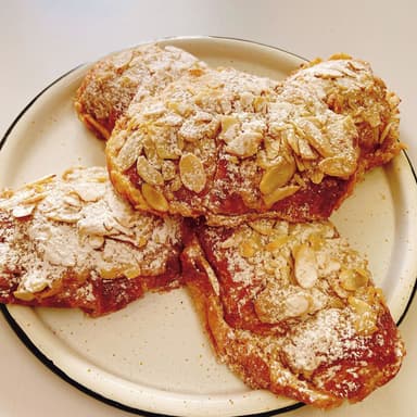 Croissant de almendras
