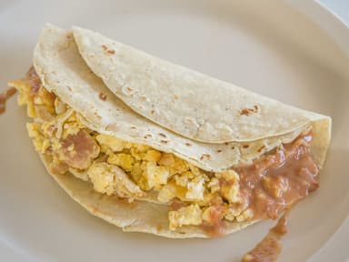 Combo tacos + bebida del día