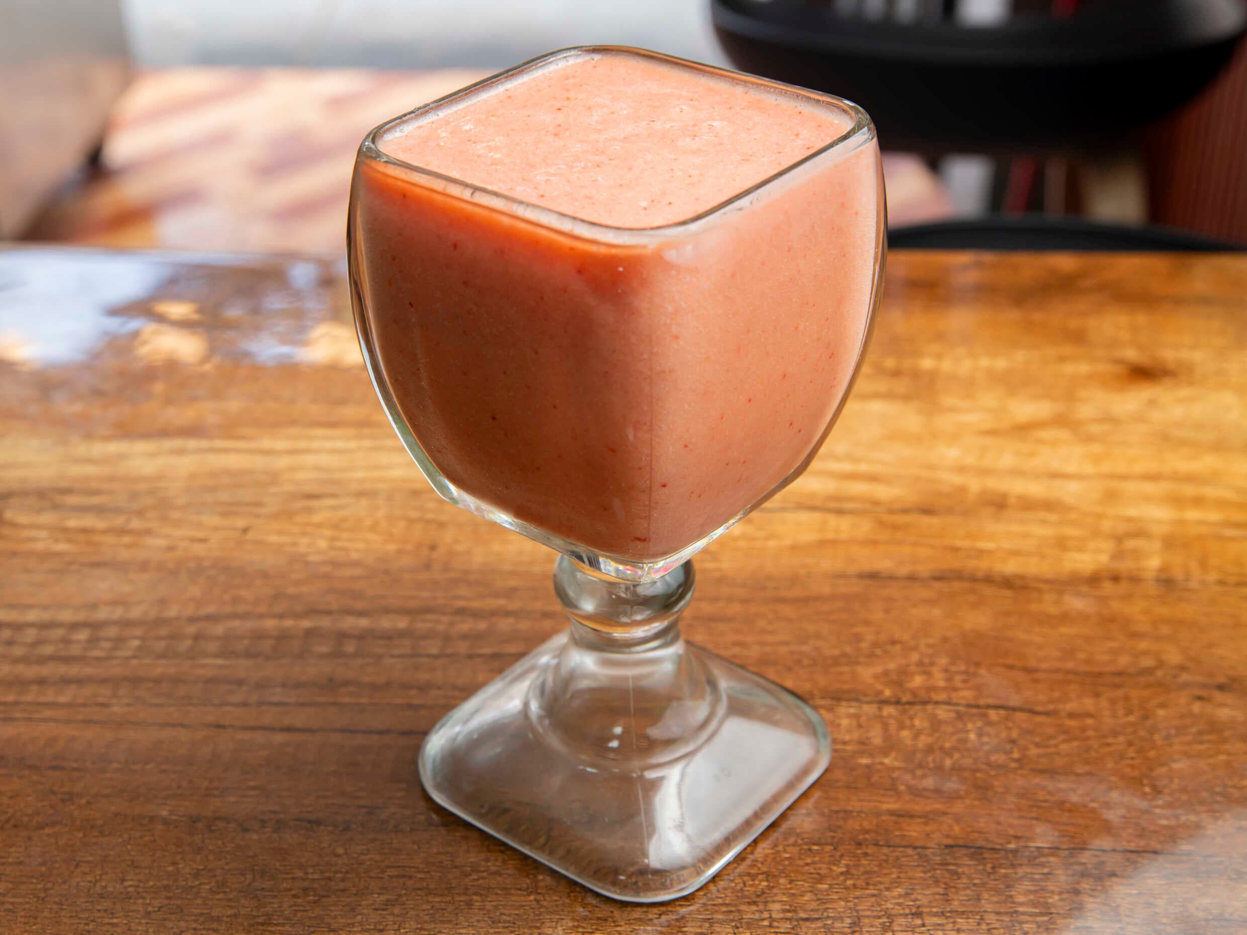 Jugo Surtido 21 Oz (papaya+piña+plátano+fresa)