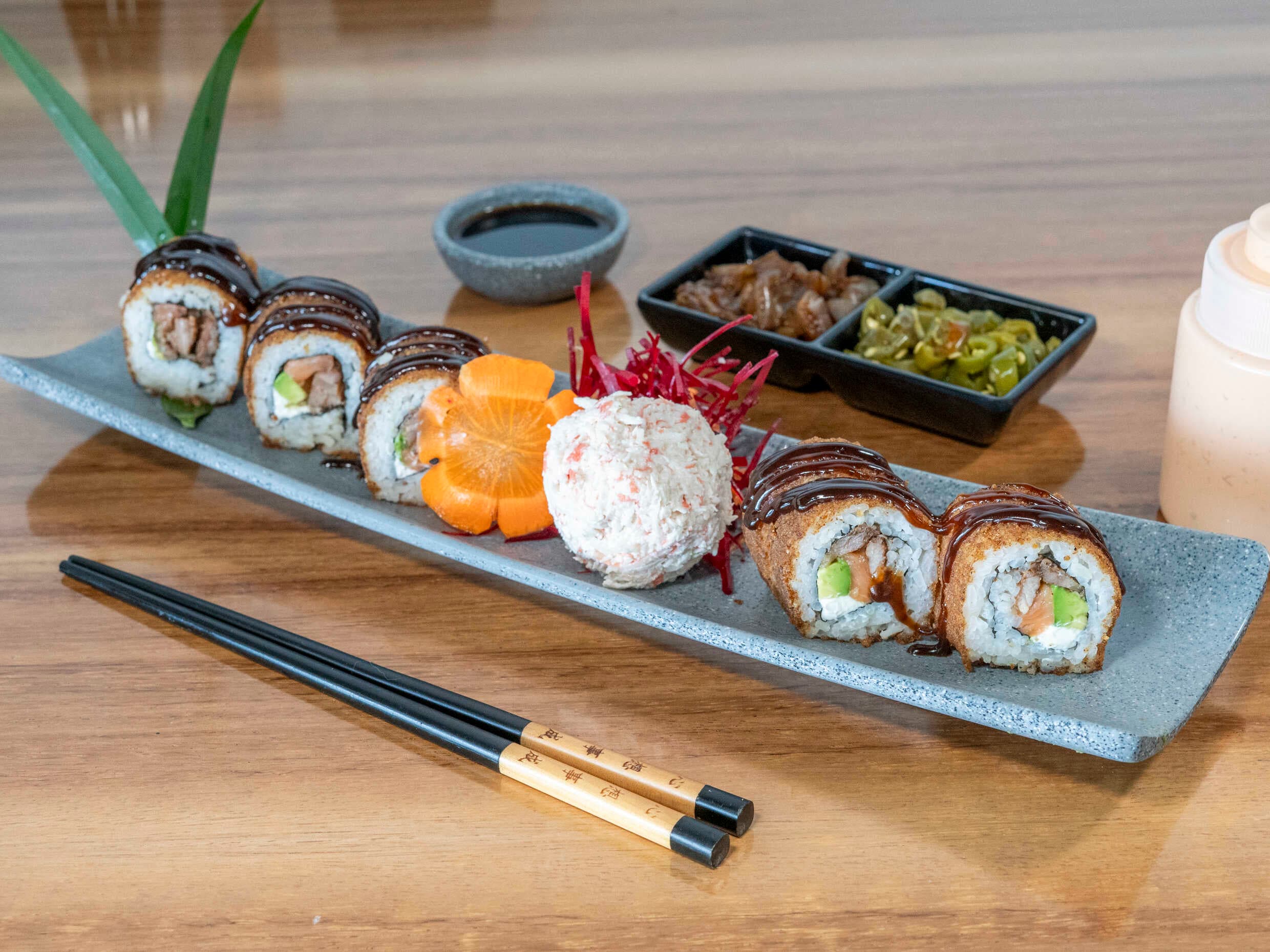 Salmón Roll